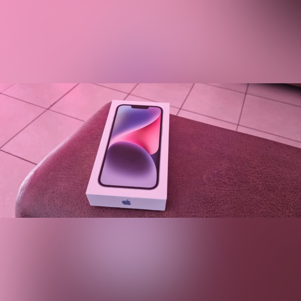 iPhone 14